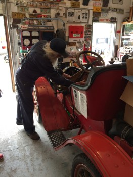 Marl Brown starting up his 109 year old Model A