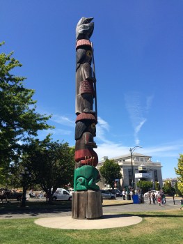 One of the many native totem poles found in downtown Victoria