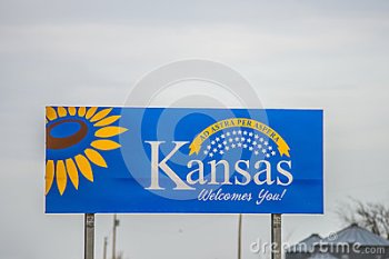welcome-kansas-state sign